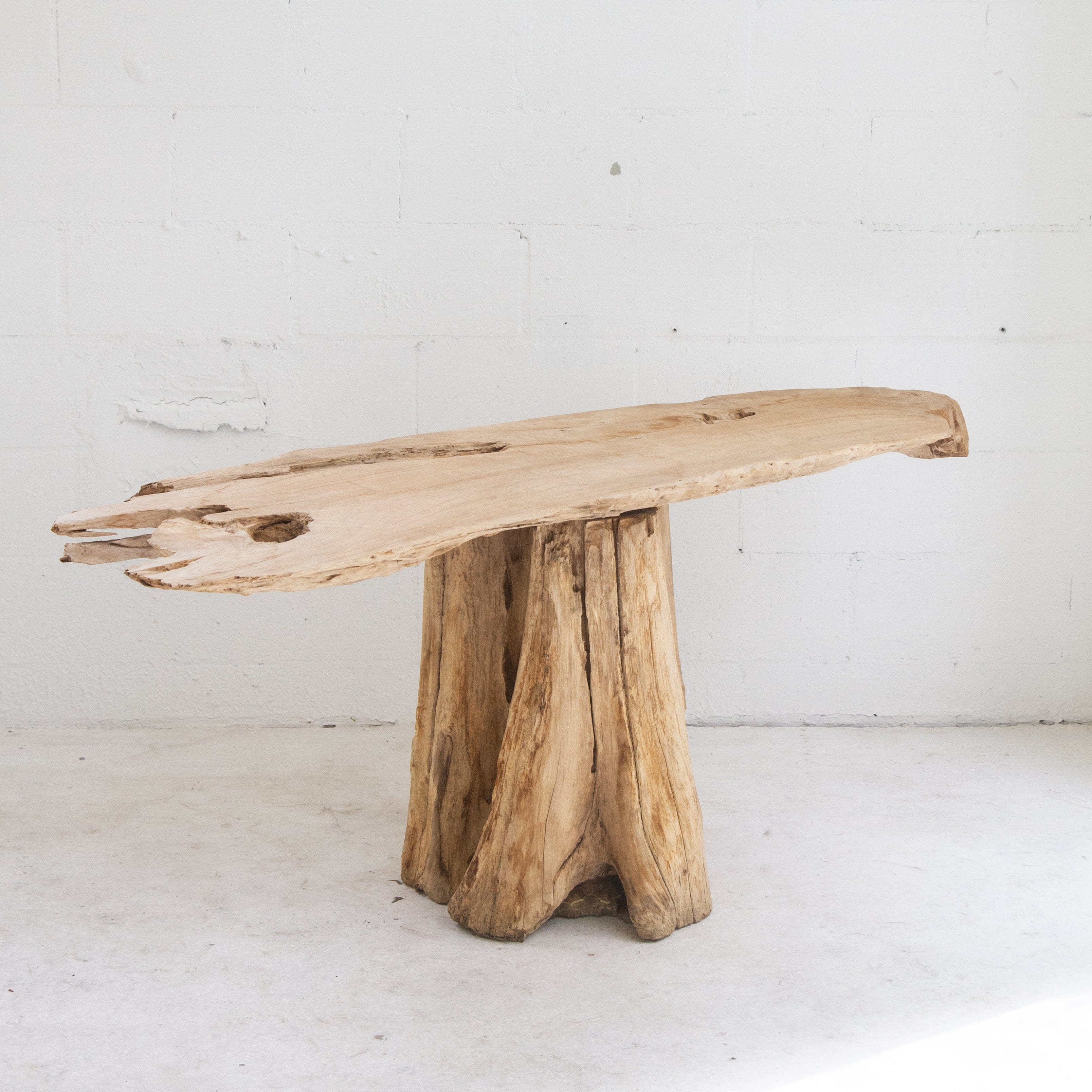 Live Edge Console II